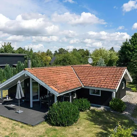 M428-vaeggerlose-engpibervej-9 Semesterbostad